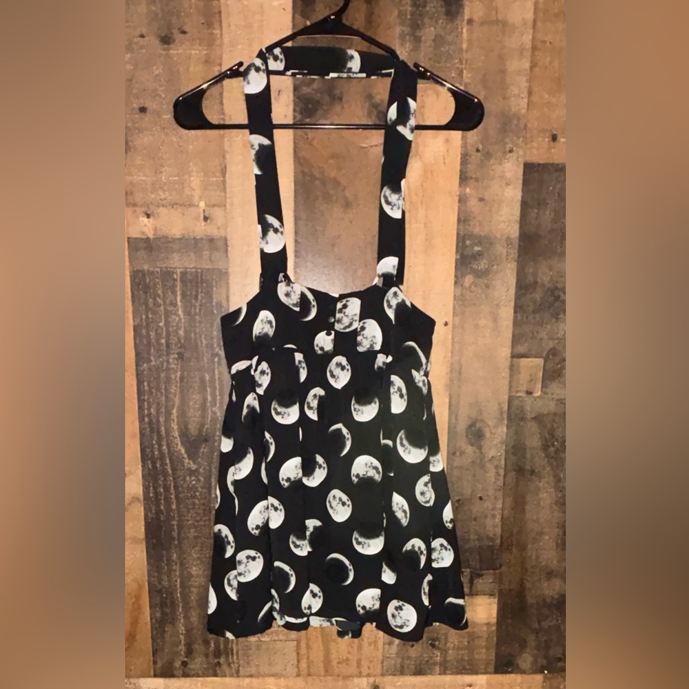 Women’s Sz Medium Hot Topic Black Moon Print Top or Dress NEW